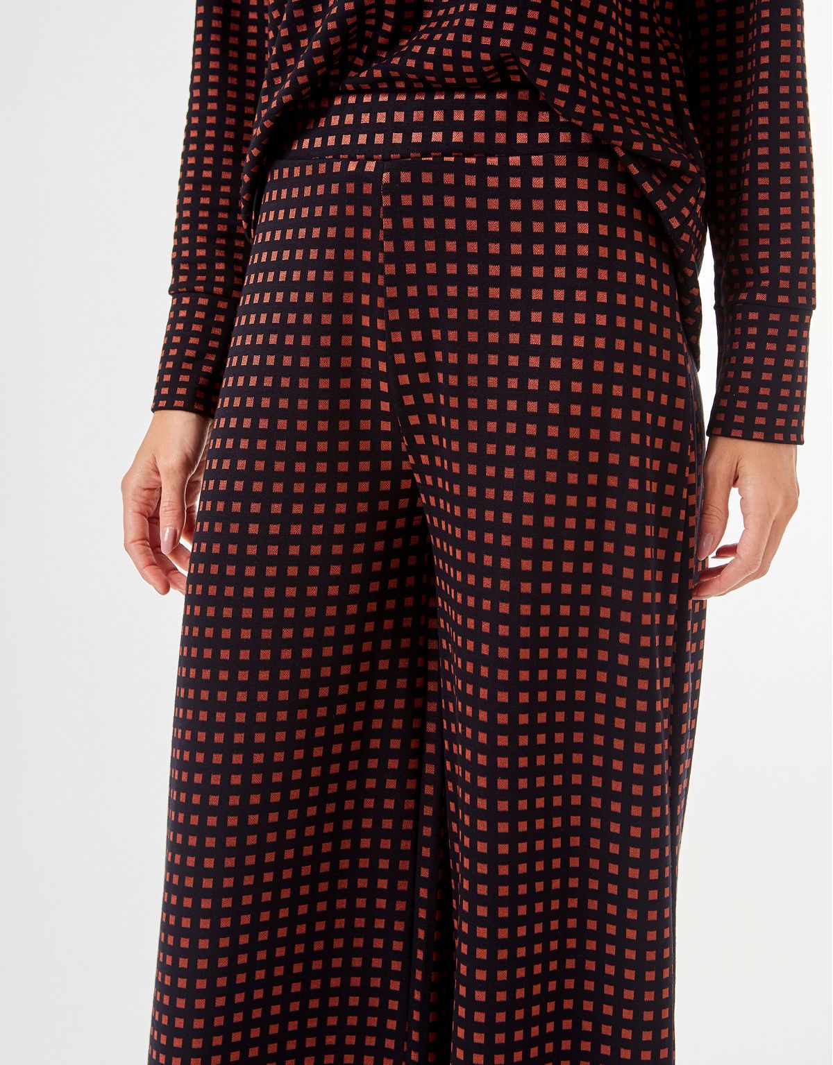 Calça Pantalona Estampado Geométrico - Preto