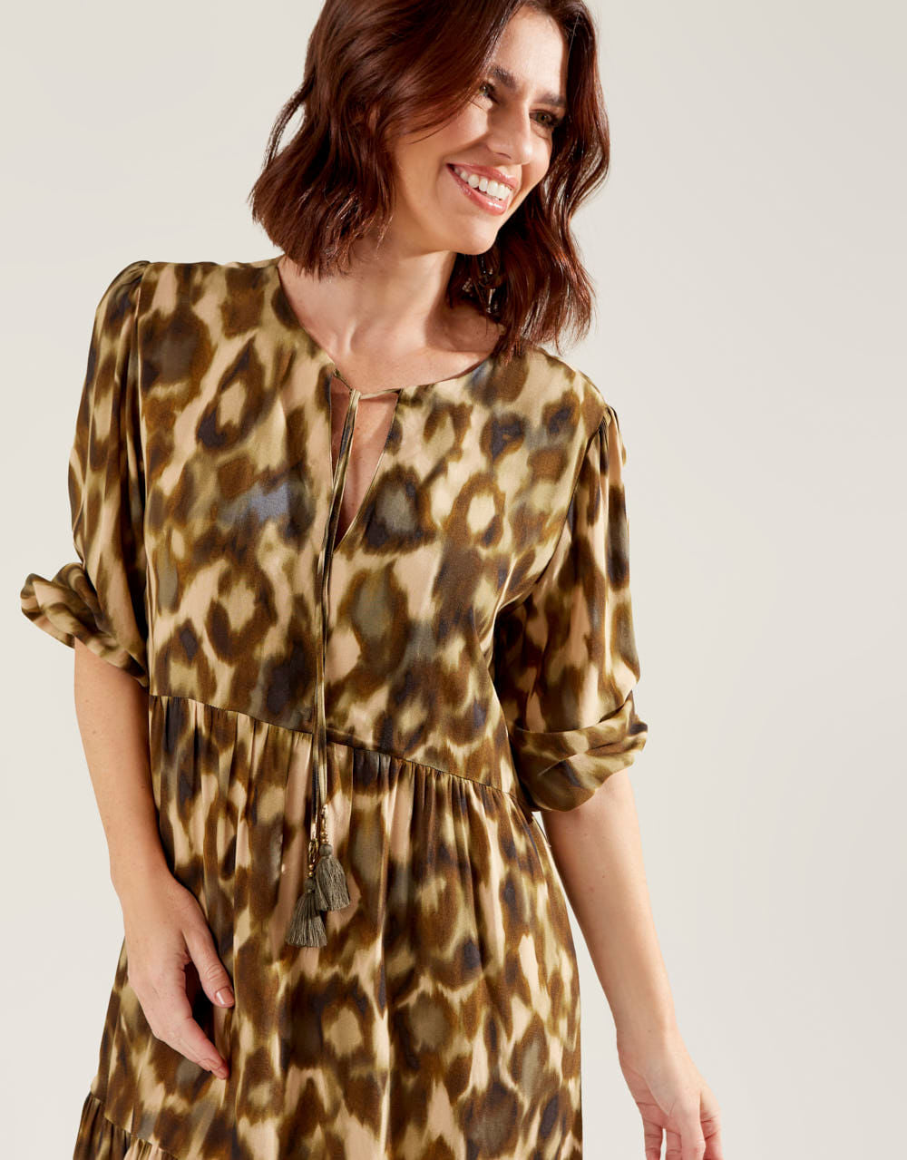 Vestido Curto Estampado Spot - Areia