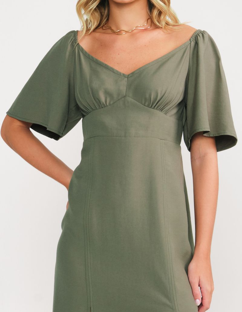 Vestido Manga Ampla Saia Fendas - Verde Militar